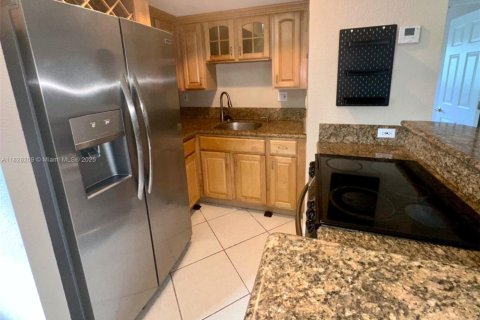 Condo in Fort Lauderdale, Florida, 1 bedroom  № 1818395 - photo 8