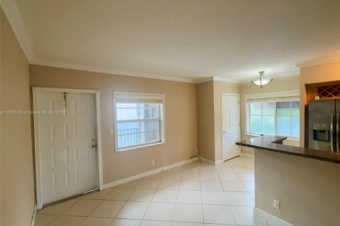 Condo in Fort Lauderdale, Florida, 1 bedroom  № 1818395 - photo 4