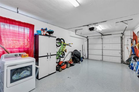 House in Saint Petersburg, Florida 2 bedrooms, 117.61 sq.m. № 1902193 - photo 13