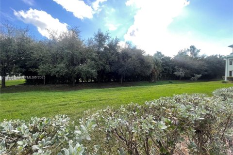 Condo in Doral, Florida, 1 bedroom  № 1994968 - photo 24