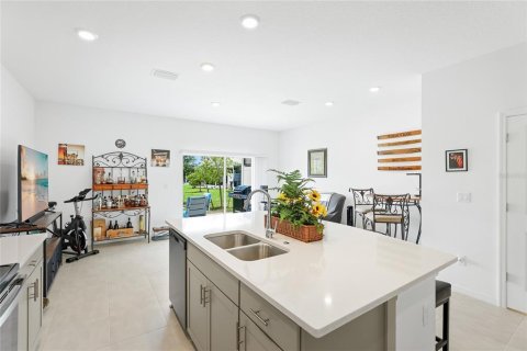 Townhouse in Nokomis, Florida 3 bedrooms, 131.18 sq.m. № 2211172 - photo 11