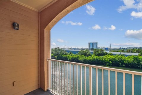 Copropriété à louer à Tampa, Floride: 1 chambre, 60.76 m2 № 2416338 - photo 16