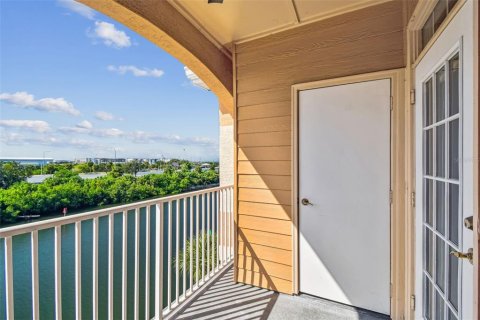 Copropriété à louer à Tampa, Floride: 1 chambre, 60.76 m2 № 2416338 - photo 10