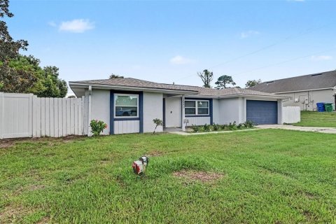 Casa en venta en Deltona, Florida, 3 dormitorios, 145.95 m2 № 2386025 - foto 3