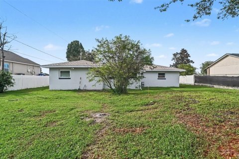 Casa en venta en Deltona, Florida, 3 dormitorios, 145.95 m2 № 2386025 - foto 27