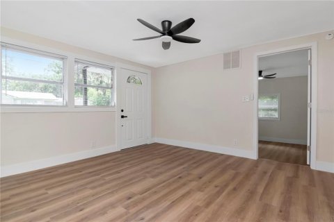 House in Plant City, Florida 3 bedrooms, 137.22 sq.m. № 1877234 - photo 5