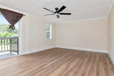 House in Plant City, Florida 3 bedrooms, 137.22 sq.m. № 1877234 - photo 12