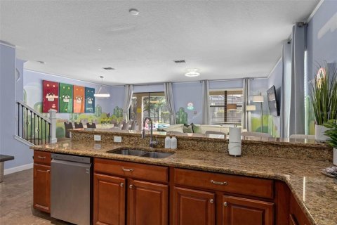 House in Davenport, Florida 8 bedrooms, 363.15 sq.m. № 1906157 - photo 19