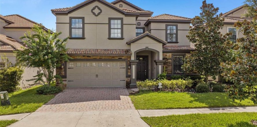House in Davenport, Florida 8 bedrooms, 363.15 sq.m. № 1906157