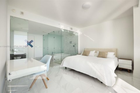 Condo in Miami, Florida, 1 bedroom  № 2004538 - photo 10