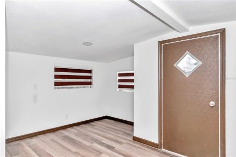 Propiedad comercial en venta en Ocala, Florida, 89.56 m2 № 1543377 - foto 11