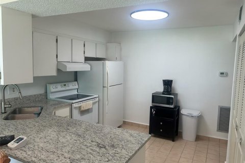 Купить кондоминиум в Клируотер, Флорида 3 комнаты, 117.99м2, № 1804923 - фото 17