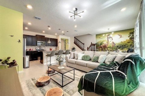 Townhouse in Davenport, Florida 5 bedrooms, 212.1 sq.m. № 1765404 - photo 14