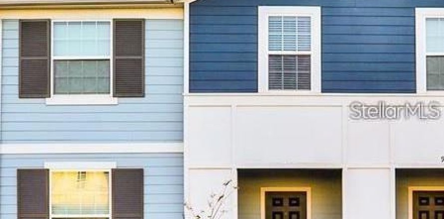 Townhouse in Davenport, Florida 5 bedrooms, 212.1 sq.m. № 1765404