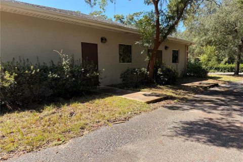 Immobilier commercial à vendre à Astor, Floride: 421.96 m2 № 2388920 - photo 3