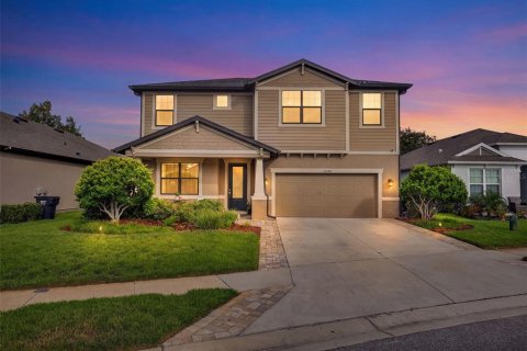 House in Hudson, Florida 4 bedrooms, 273.41 sq.m. № 2157294