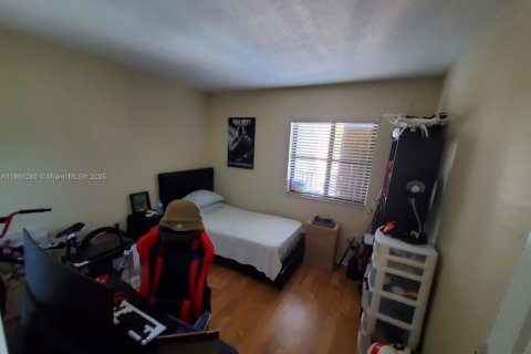 Condo in Cutler Bay, Florida, 2 bedrooms  № 1890411 - photo 6