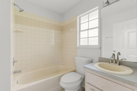 Casa en venta en Vero Beach, Florida, 2 dormitorios, 84.91 m2 № 2382746 - foto 24