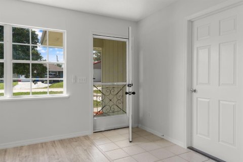 Casa en venta en Vero Beach, Florida, 2 dormitorios, 84.91 m2 № 2382746 - foto 4