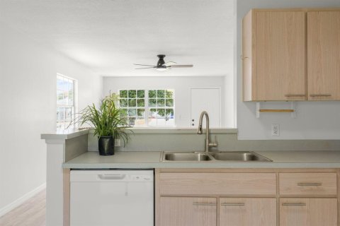 Casa en venta en Vero Beach, Florida, 2 dormitorios, 84.91 m2 № 2382746 - foto 7
