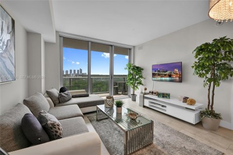 Condominio en venta en North Miami Beach, Florida, 1 dormitorio, 87.05 m2 № 2145862 - foto 12