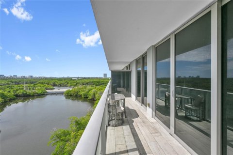 Condominio en venta en North Miami Beach, Florida, 1 dormitorio, 87.05 m2 № 2145862 - foto 17