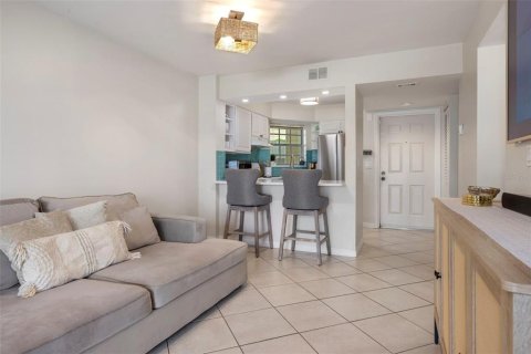 Copropriété à vendre à Saint Petersburg, Floride: 2 chambres, 66.89 m2 № 1547830 - photo 12