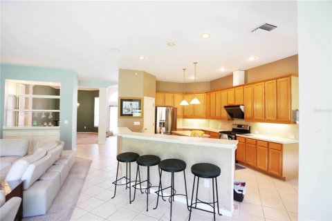 House in Tampa, Florida 5 bedrooms, 296.45 sq.m. № 1883937 - photo 21