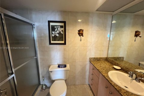 Купить кондоминиум в Санни-Айлс-Бич, Флорида 2 спальни, № 1983328 - фото 8