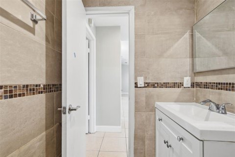 Casa en venta en Orlando, Florida, 3 dormitorios, 107.77 m2 № 2110931 - foto 22