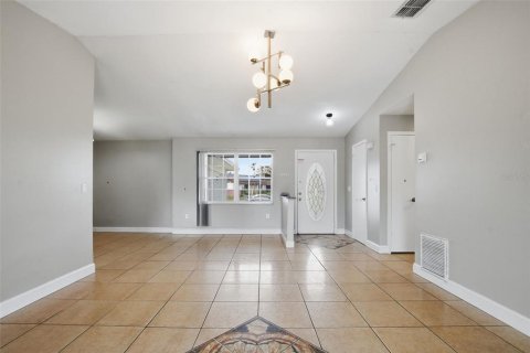 Casa en venta en Orlando, Florida, 3 dormitorios, 107.77 m2 № 2110931 - foto 7