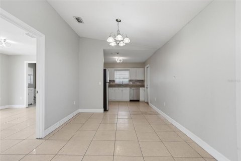 Casa en venta en Orlando, Florida, 3 dormitorios, 107.77 m2 № 2110931 - foto 10