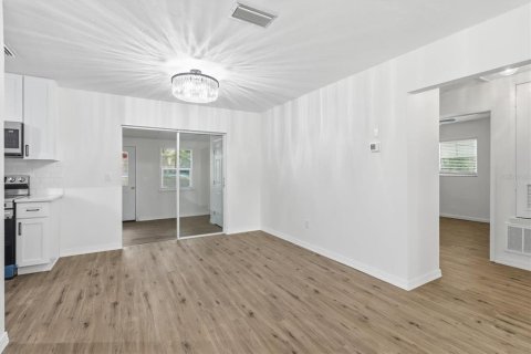 Casa en venta en Citrus Springs, Florida, 2 dormitorios, 102.84 m2 № 2384380 - foto 12