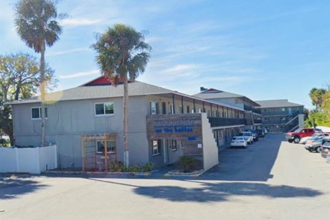 Condominio en Daytona Beach, Florida, 2 dormitorios № 2231573