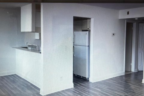 Купить кондоминиум в Дейтона-Бич, Флорида 5 комнат, 78.13м2, № 2231573 - фото 3