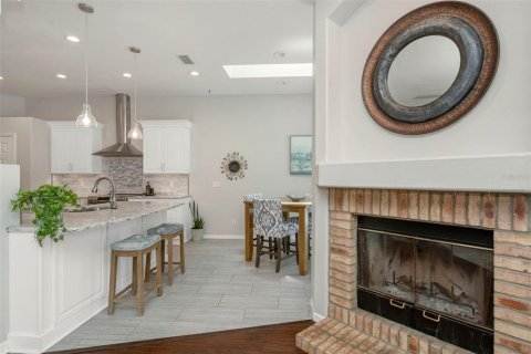 Villa ou maison à vendre à Tampa, Floride: 4 chambres, 251.95 m2 № 2150252 - photo 6