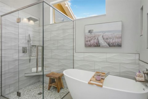 Villa ou maison à vendre à Tampa, Floride: 4 chambres, 251.95 m2 № 2150252 - photo 25