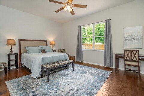 Villa ou maison à vendre à Tampa, Floride: 4 chambres, 251.95 m2 № 2150252 - photo 18