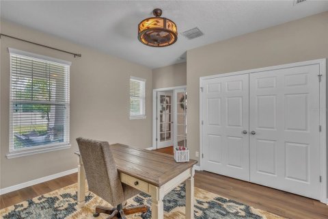 House in Wesley Chapel, Florida 4 bedrooms, 276.29 sq.m. № 1894059 - photo 12