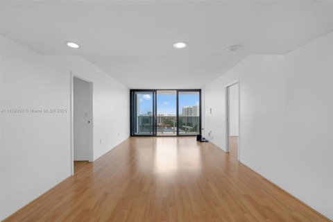Condo in Aventura, Florida, 2 bedrooms  № 1830158 - photo 7