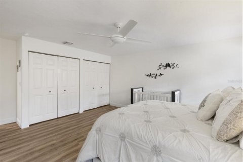 House in Sarasota, Florida 5 bedrooms, 487.83 sq.m. № 1532764 - photo 29