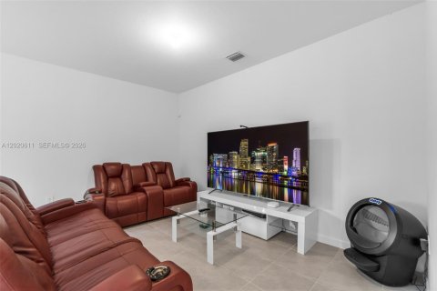 Touwnhouse à vendre à Homestead, Floride: 4 chambres, 175.77 m2 № 2256828 - photo 10
