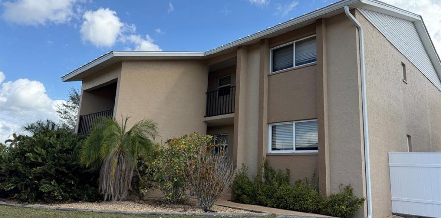 Appartement à Punta Gorda, Floride 2 chambres, 83.15 m2 № 2285520