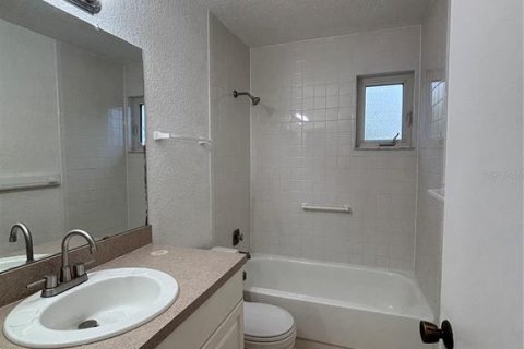 Appartement à louer à Punta Gorda, Floride: 2 chambres, 83.15 m2 № 2285520 - photo 9
