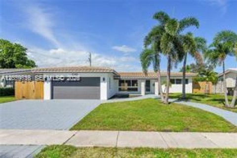 Villa ou maison à vendre à Fort Lauderdale, Floride: 3 chambres, 188.59 m2 № 2181803 - photo 15