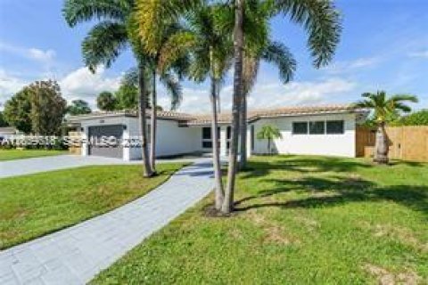 Villa ou maison à vendre à Fort Lauderdale, Floride: 3 chambres, 188.59 m2 № 2181803 - photo 14