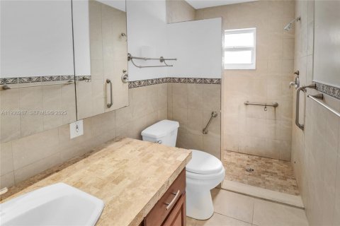 Villa ou maison à vendre à Plantation, Floride: 2 chambres, 144.93 m2 № 1989105 - photo 18