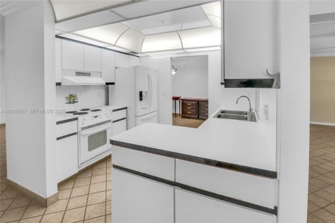 Villa ou maison à vendre à Plantation, Floride: 2 chambres, 144.93 m2 № 1989105 - photo 11