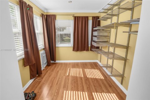 Villa ou maison à vendre à Plantation, Floride: 2 chambres, 144.93 m2 № 1989105 - photo 16