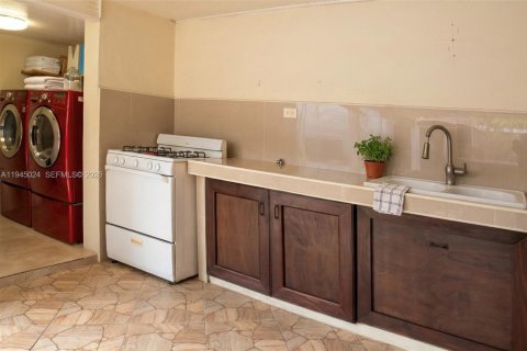 Купить виллу или дом в Майами, Флорида 3 спальни, 150.04м2, № 2001262 - фото 8